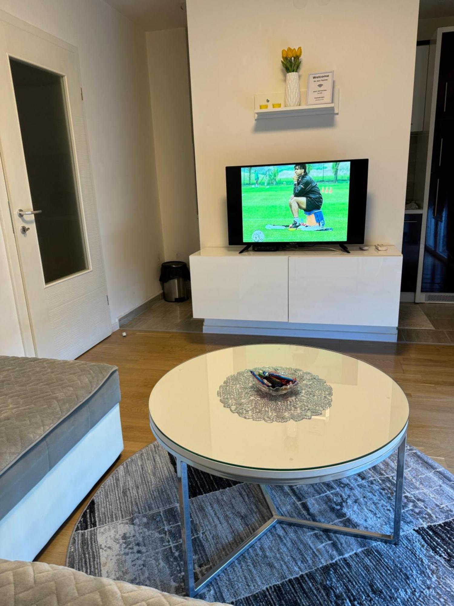 Apartament Amina Tuzla Zewnętrze zdjęcie