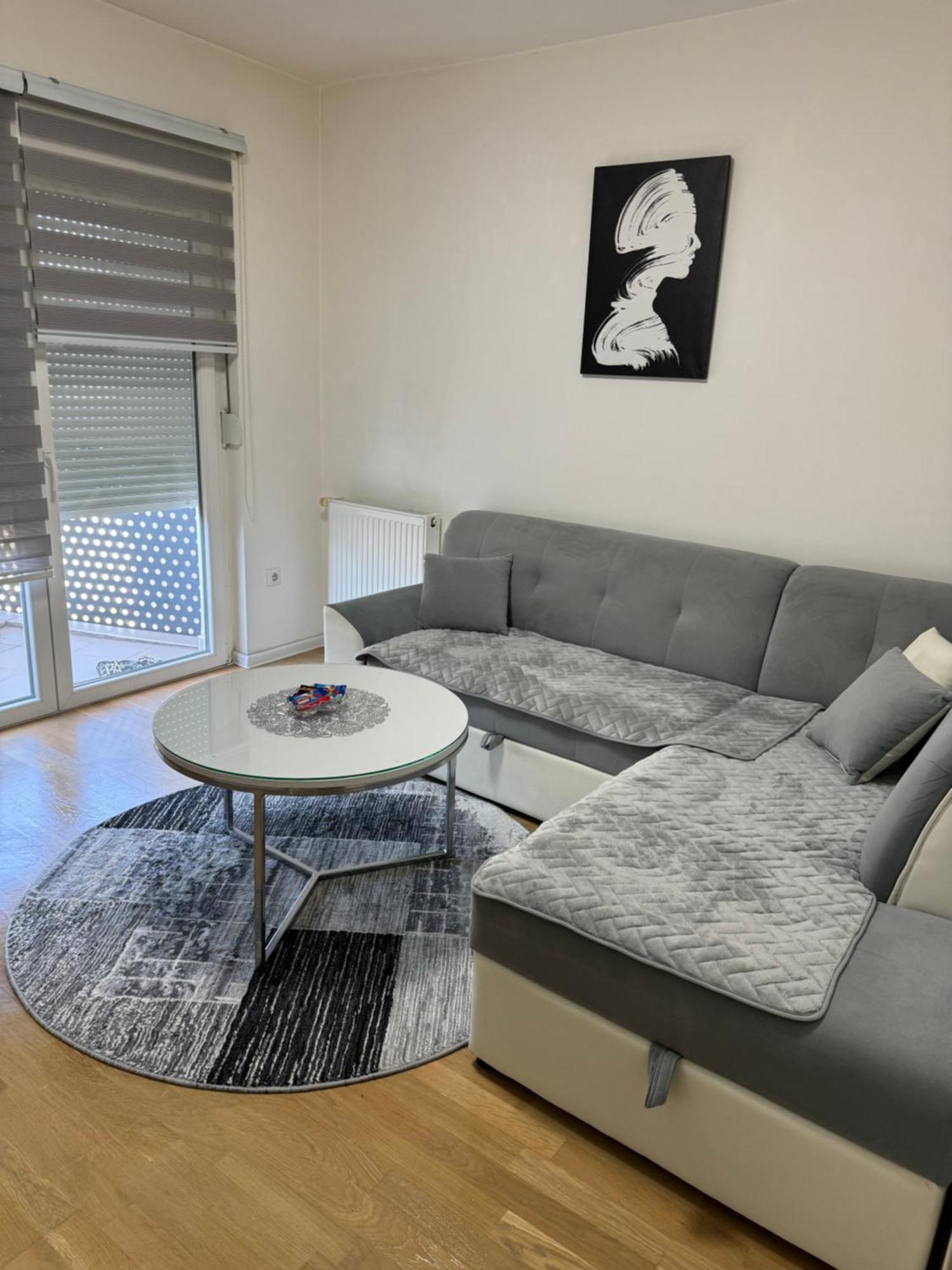 Apartament Amina Tuzla Zewnętrze zdjęcie