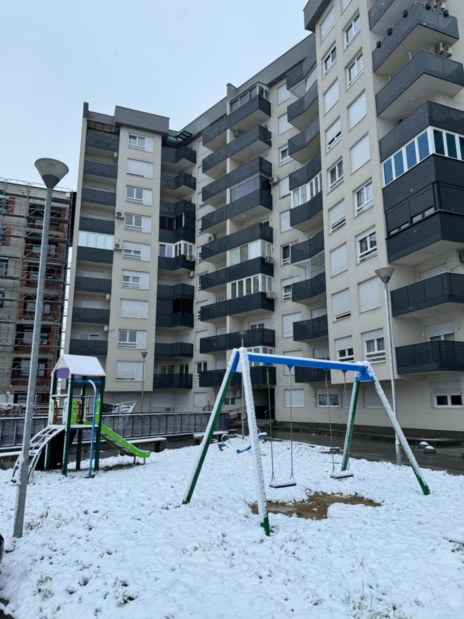 Apartament Amina Tuzla Zewnętrze zdjęcie